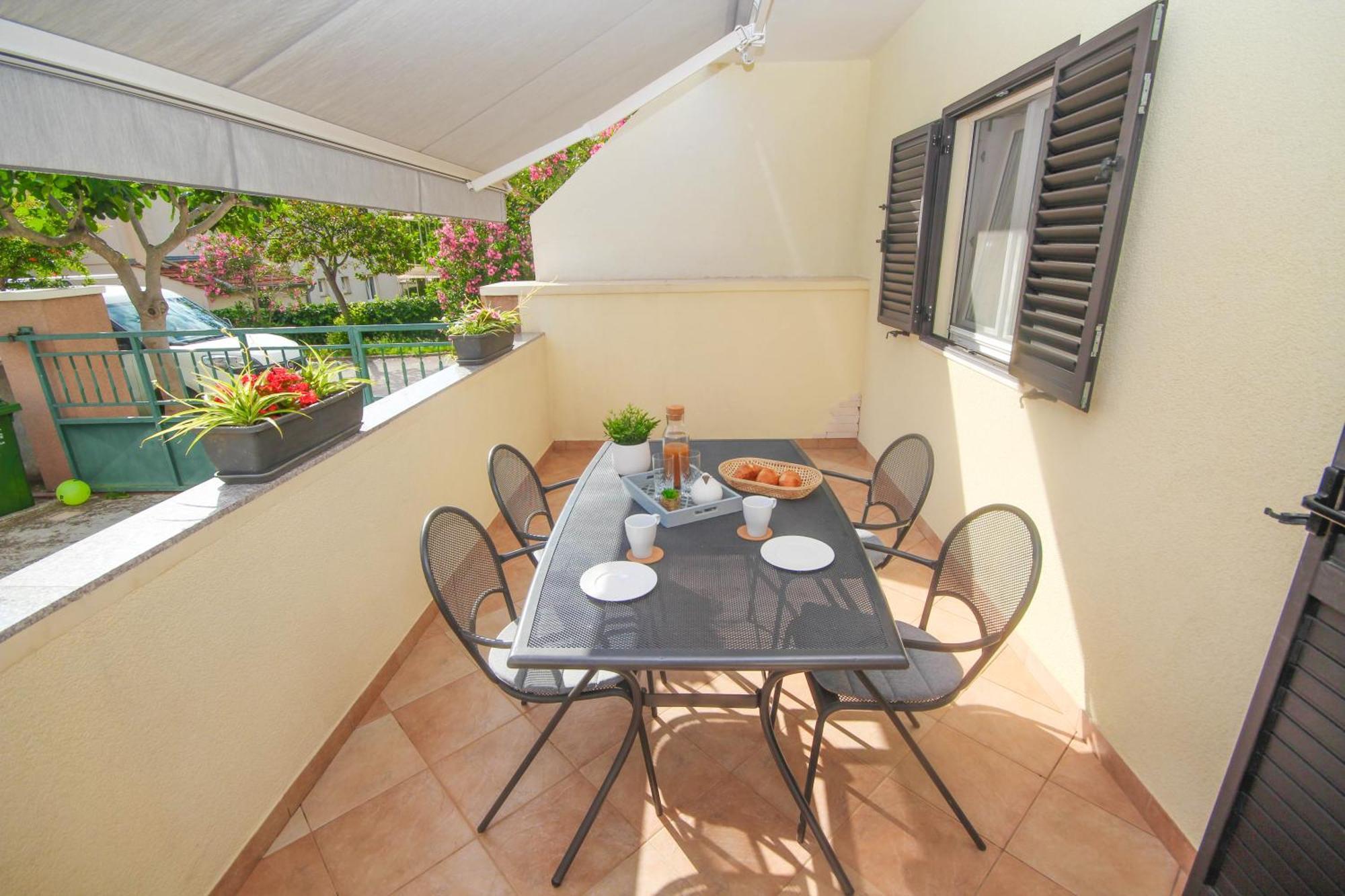 Family Petrov Apartments Vodice Kamer foto